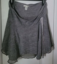 Abercrombie &amp; Fitch Gray Skirt Size Medium - £30.09 GBP