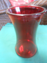 Beautiful Art Glass  ROYAL RUBY RED VASE  8&quot; - £9.94 GBP