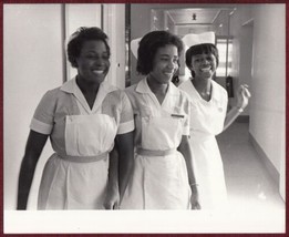 Press Photo Black Nurses Training Queen Elisabeth Hospital WHO - £18.45 GBP