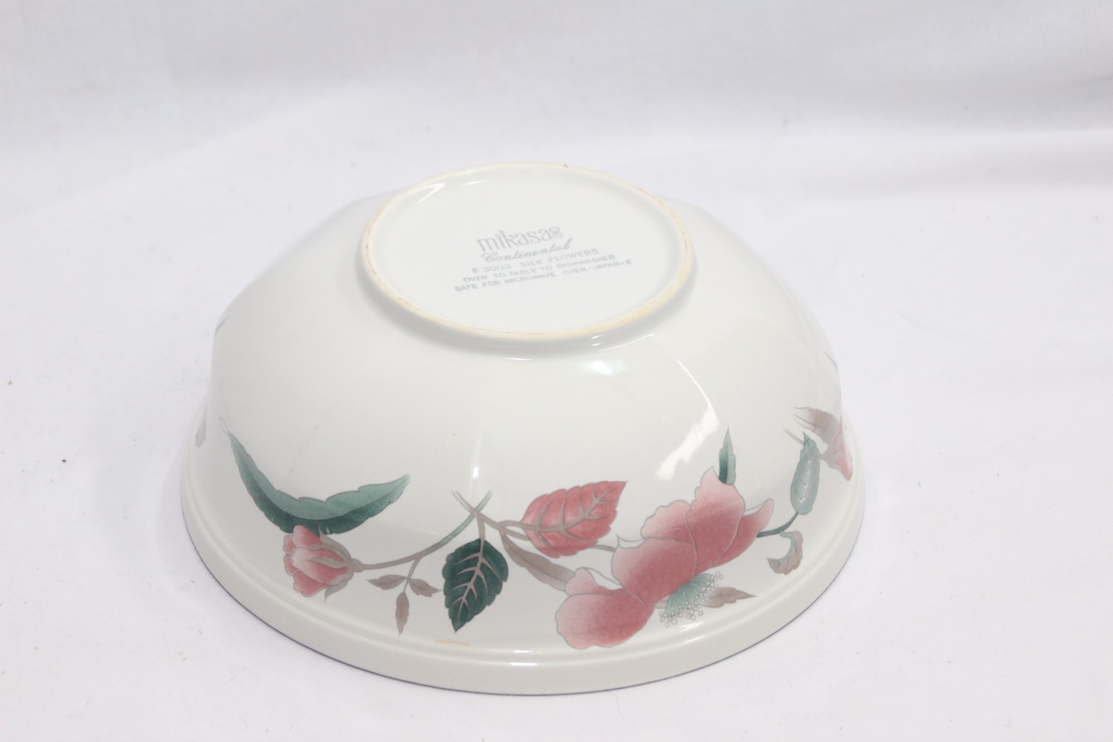 Mikasa Continental Silk Flowers Serving Bowl  8-1/4&quot; - $13.71