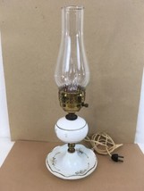 Electric White Glass Base Clear Chimney Vintage Hurricane Lamp - £38.36 GBP