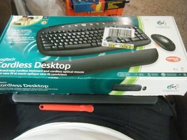 Logitech Cordless Desktop 9674370403 Wireless Keyboard w/Original Box - $81.71