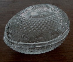 Great Avon Collectible Pressed Glass Egg Shaped Trinket Box, Pretty Pattern, Vgc - £15.56 GBP
