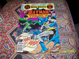 dc comic  1978  {batman family} - $9.90