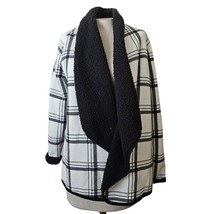 White and Black Plaid Sherpa Lined  Open Front Jacket Size Small - $24.75