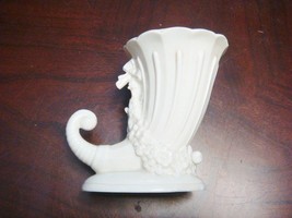Capodimonte Cornucopia, Compatible with White[1cu] - $38.21