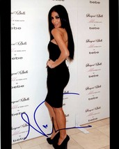 Nicole Scherzinger Signed Autographed Glossy 8x10 Photo - £31.26 GBP