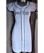 4Her Women&#39;s White Dress New York M - $49.95