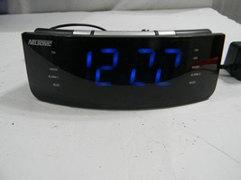 Nelsonic Clock AM/FM Radio Model NLC618 - £6.89 GBP