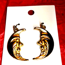 Gorgeous vintage gold half Moon earrings~moon with a face~ - £20.52 GBP