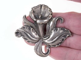 Heavy Vintage Sterling Flower brooch - $94.05