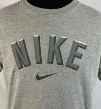 Vintage Nike T Shirt Swoosh Logo Tee Spell Out Crew Medium Gray Air Flight - £19.57 GBP