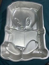 Vintage 1979 Wilton Tweety Cake Pan Tweety Bird Cake Mold # 502-7687 - $12.86