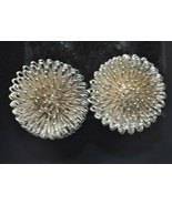 Vintage Silver Tone Flower Shaped Looped Wire Clip On Earrings - £10.86 GBP