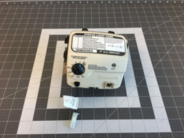 Honeywell Water Heater Gas Valve P# WV8840B1158 - $59.95