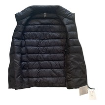 UNIQLO Women’s Ultra Light Down Vest Black Small 2 Zip Pockets Lightweight NWT image 3