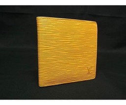 LOUIS VUITTON M63549 Epi Porte Bifold Wallet Billfold Tassili Yellow - $1,856.23 MXN