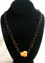Vintage Copper Toned Black Hue Chain Necklace Orange Stone Pendant 15-w - $645.41 MXN