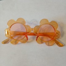 Women&#39;s Orange Daisy Flower Shaped Hippie Retro Style Sunglasses - $9.90