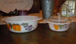 VTG 2pc Set FIRE KING GAY FAD FRUIT CASSEROLE ROUND COVERED DISH 1pt &amp; 1... - £38.93 GBP