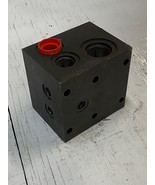 Hydraulic Manifold Block 3-1/4&quot; x 4-1/8&quot; x 4&quot; - $610.45 MXN