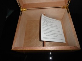 Cigar Wood Humidor Measures 10.25" L x 8.75" W x 4.25" 25 Ct NIB image 8