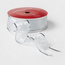 Wondershop 2" Silver Foil Snowflake Christmas Ribbon 75ft Silver - €8,29 Wondershop 2" Silver Foil Snowflake Christmas Ribbon 75ft Silver - €8,29 EUR