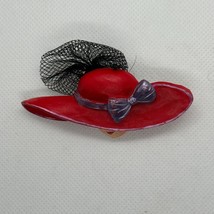 Red Hat Lady Porcelain Brooch - £13.15 GBP