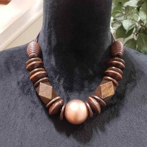 Vintage Womens Dark Brown Wooden Bead Fish Hook Collar Necklace - £21.55 GBP