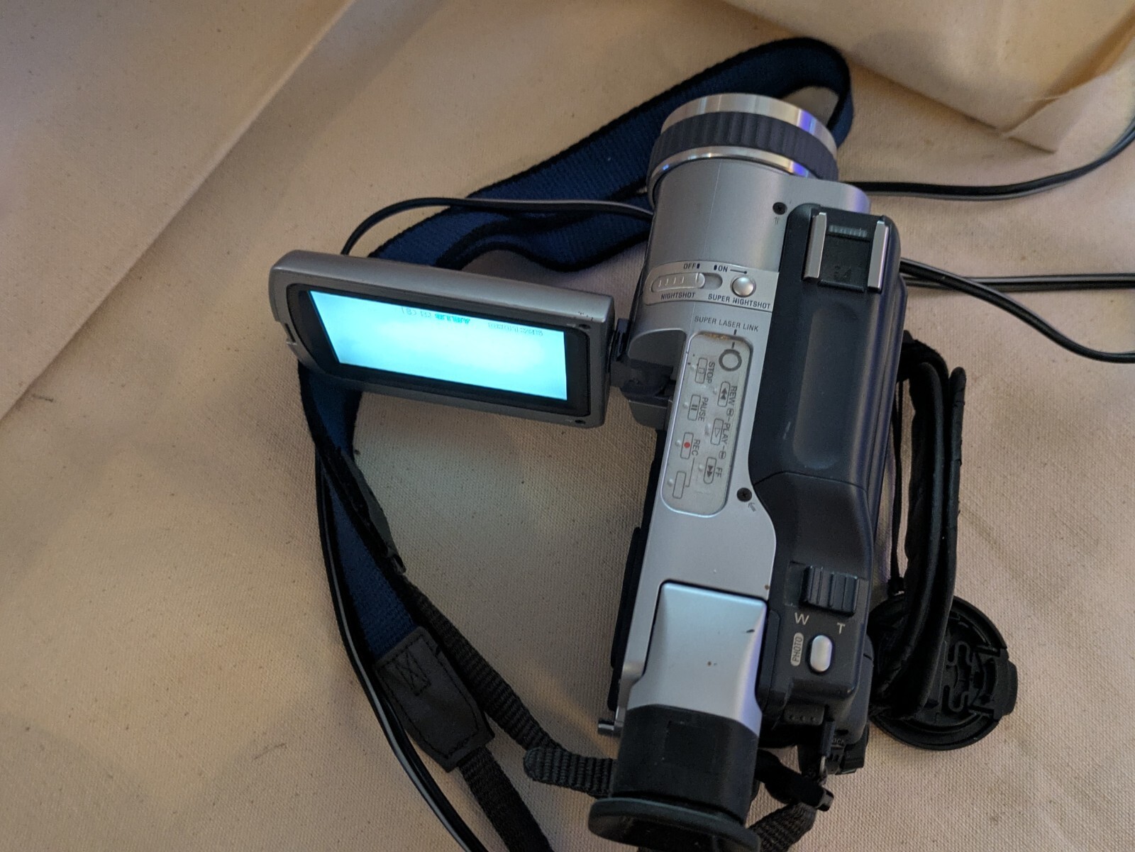 Sony Handycam DCR-TRV530 Digitale 8 Camcorder Trasferimento Nightshot 25x Lavoro Item image 7