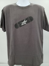 Gildan Active Wear Dew Tour Action Sports Grey SkateBoard Shirt Size Large - $24.93