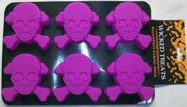 Wicked Treats 6 Shape 2.75&quot; Skull and Bones Silicone Baking Mold Halloween - £10.27 GBP