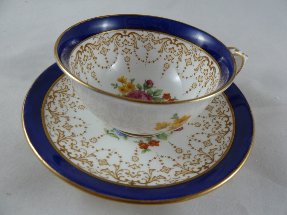 Crown Staffordshire Cobult Blue design Teacup &amp; Saucer w Flowers Henry B... - $20.78