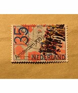 Netherlands #526 (A147)1975 30¢ People and Map of Dam Square Amsterdam 7... - $25.90 MXN