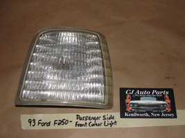 93 Ford F250 PICKUP TRUCK RIGHT PASS SIDE FRONT CORNER MARKER PARK LIGHT... - £19.54 GBP