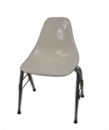 Vintage 70s Mid Century Modern MCM Eames Style Fiberglass Chair White Di... - $3,348.87 MXN