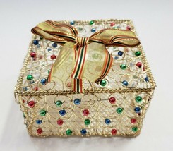 Gift box Present beaded golden wire net 5&quot;x 5&quot; Christmas Décor - £11.01 GBP
