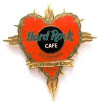 Hard Rock Cafe Phoenix Pin Flaming Heart Valentine’s Day 2002 Red Gold H... - $237.62 MXN