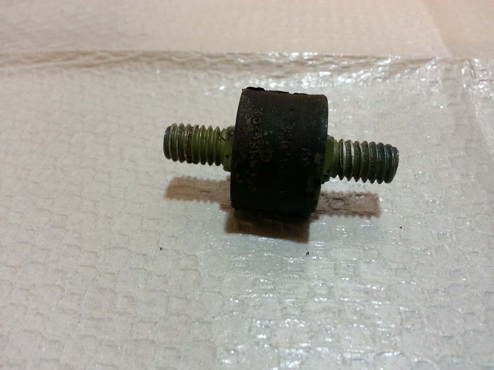1968-1976 Evinrude Johnson 0379061 Lower Motor Cover Mount  16-40 HP Vin... - $9.95+