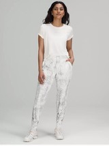 Lululemon Warm Down Jogger Mid Rise Jogger Thread Dye White Black $118 S... - $1,539.15 MXN