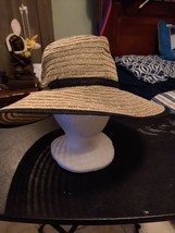 August Hat Company Ladies Straw hat with gold Trim - $19.14