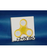 FIDGET HAND SPINNERS 1 YELLOW High Quality Long life Low Noise BRAND NEW... - $1.68 CAD
