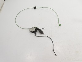 BMW Z4 E89 Actuator, Fuel Gas Door Lock Latch w/ Wiring Plug 67117200675 - $18.80