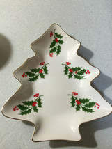 Christmas Tree Porcelain Nut Candy Dish Holly and Berries w/ Gold Trim ~ Japan - £6.22 GBP