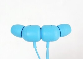 Beats by Dr. Dre Beats Flex Wireless Earphones Flame Blue MYMG2LL/A image 3