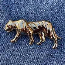 Large Gold Tone Tiger Brooch Pin Signed by Monet - £17.03 GBP