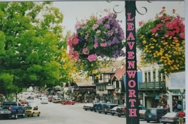 Postcard Leavenworth Washington State USA Street View Flowers Shopping Markets - £9.31 GBP