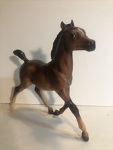 Breyer Reeves Pinto/Paint Horse Figurine 7” Tall Trot Brown Display - $9.46