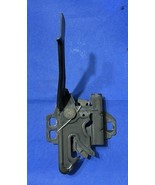 2000 - 2005 Cadillac Deville Factory Hood Latch Catch Hood Release Origi... - $60.03 CAD