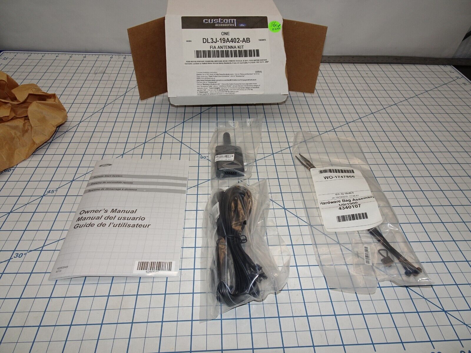 Ford DL3J-19A402-AB FIA Antenna Kit - $24.17